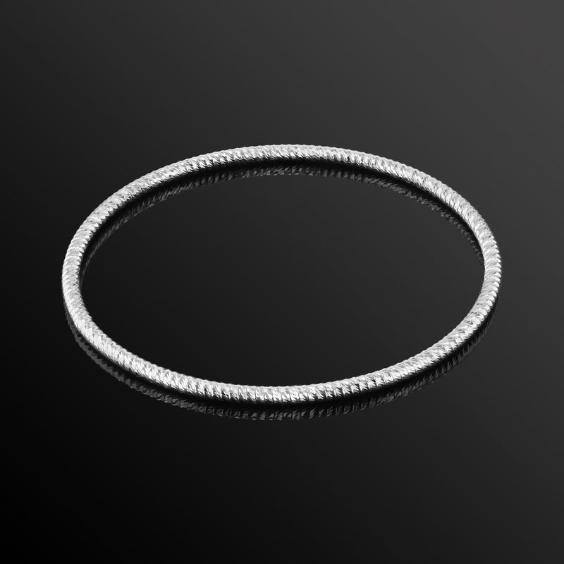J00643 Bangle