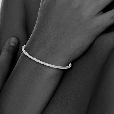 J00643 Bangle