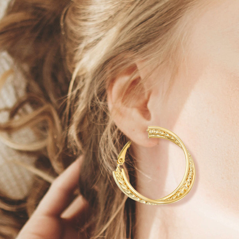 J00721-30 Earrings in Branded Box