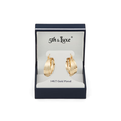 J02038-30-Y Earrings in Branded Box