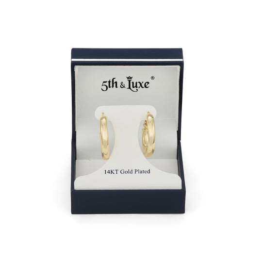 J02040-30-Y Earrings in Branded Box