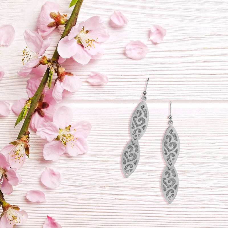 J06027/W Earrings
