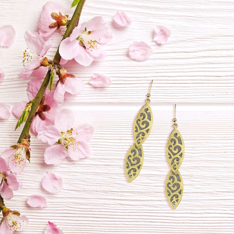 J06027/Y Earrings