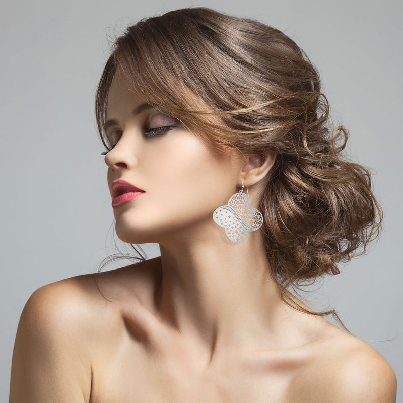 J06034/W Earrings