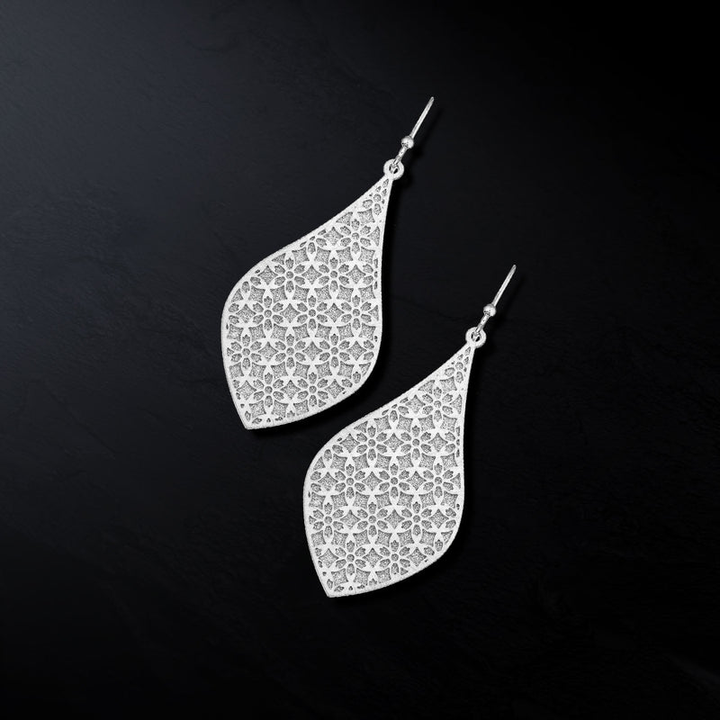 J06041/W Earrings