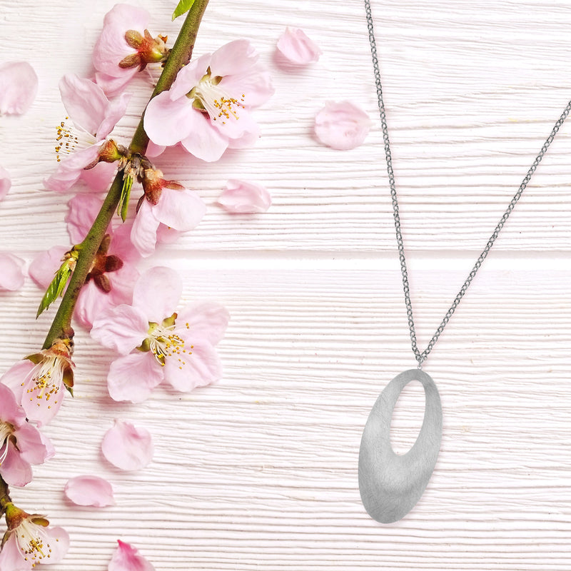 J06074/W Pendant