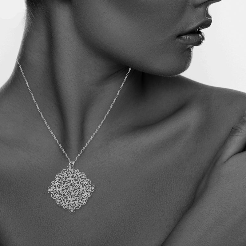 J06105/N/W Pendant