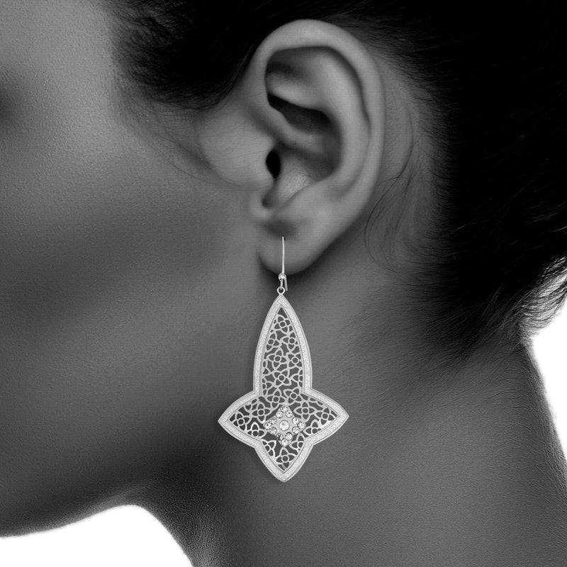 J06108/E/W Earrings